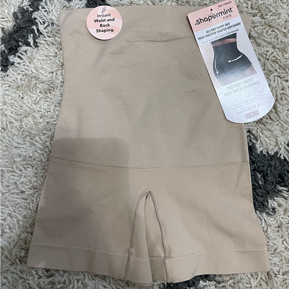 Shapermint Women's Tan Shaping Shorts NWT